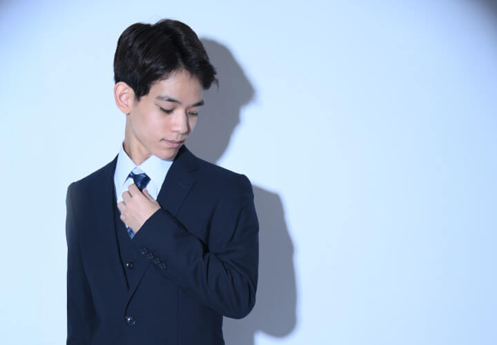 260113【スタジオ】2027男性袴top_004